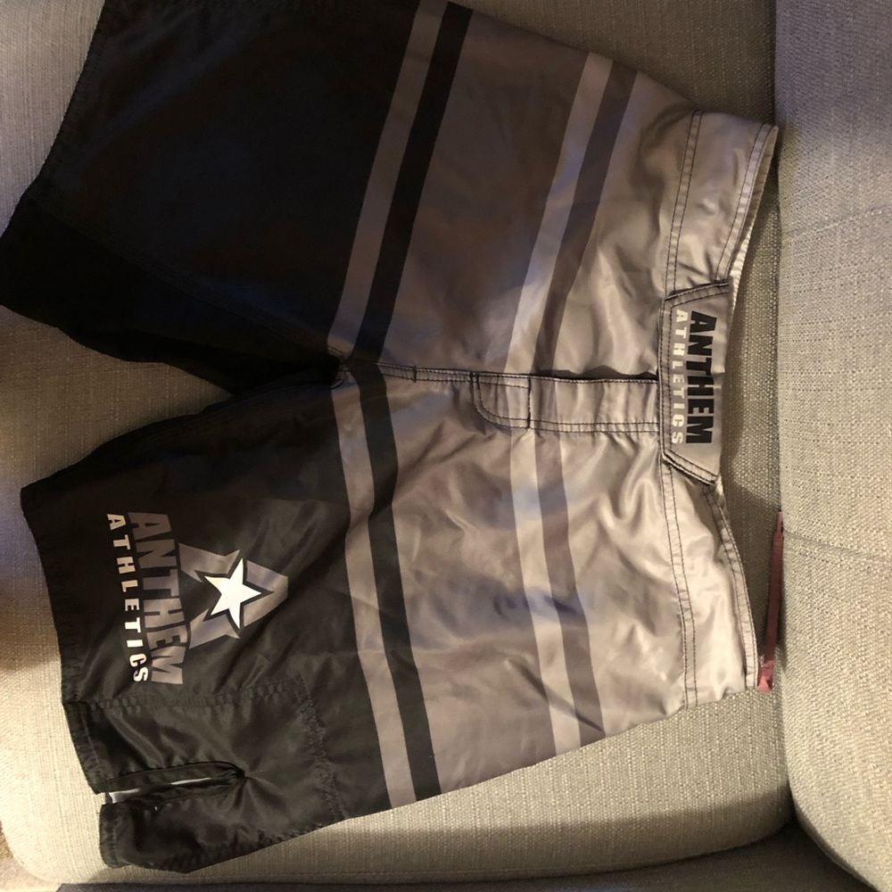 Anthem Athletic fight shorts 32